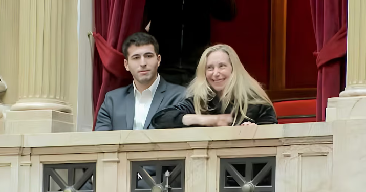 MOROSIDAD Y DISCAPACIDAD: TRAS LA SESIÓN, KARINA MILEI SE REUNIÓ CON DIPUTADOS Y CON STURZENEGGER