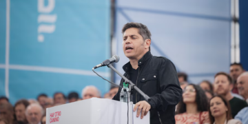 CADA VEZ MÁS DISTANCIADO DE CFK, KICILLOF SACA VENTAJA EN LA CARRERA HACIA LA CANDIDATURA PRESIDENCIAL DEL PJ