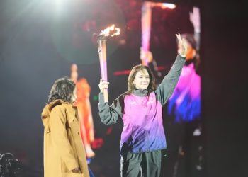 LUCIANA AYMAR ENCENDIÓ EL PEBETERO Y QUEDARON INAUGURADOS LOS XIII JUEGOS SUDAMERICANOS
