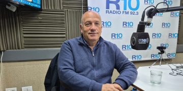 DE LEO: «GRAN PARTE DE LA POLÍTICA BAHIENSE ESTÁ PARA LA PAVADA Y NO PARA RESOLVER LOS PROBLEMAS DE LA CIUDAD»