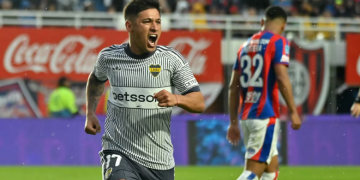 BOCA JUNIORS SE IMPUSO EN EL CLÁSICO 2-0 SOBRE SAN LORENZO, QUE JUGÓ UNA HORA CON UN HOMBRE MENOS