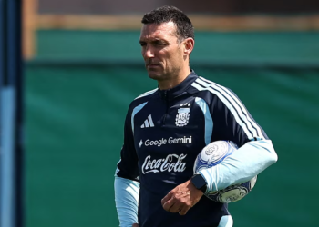 SCALONI CONFIRMÓ QUIÉN SERÁ EL CAPITÁN DE ARGENTINA TRAS LA DESPEDIDA DE MESSI
