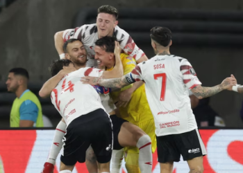 CON MUSLERA COMO HÉROE, ESTUDIANTES ELIMINÓ POR PENALES AL FLAMENGO Y ENFRENTARÁ A PALMEIRAS EN LA FINAL DE LA COPA LIBERTADORES
