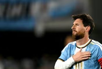 MESSI Y UN MENSAJE PARA SU PADRE: «NO SABÉS LO QUE TE EXTRAÑAMOS ANOCHE»