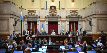 EL SENADO SESIONA CON LA LEY DE SALUD MENTAL AÚN EN DUDA Y BUSCARÁ APROBAR BENEFICIOS FISCALES PARA INVERSIONES